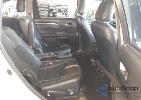 2018 Toyota Highlander Se z USA, uszkodzony, nr VIN 5TDJZRFH6JS548546